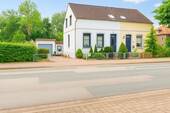 Front - Vermietete Doppelhaushälfte in Brake