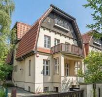 Zehlendorf: Villenhälfte von 1915 - stilvoll und bezugsbereit - Berlin