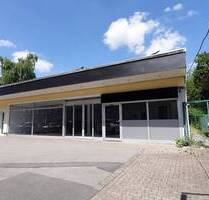 RESERVIERT: TOP GELEGENES LADENLOKAL MIT VIEL VERKEHR, 6 PARKPLÄTZEN UND GROSSER FRONT (9120) - Barmen