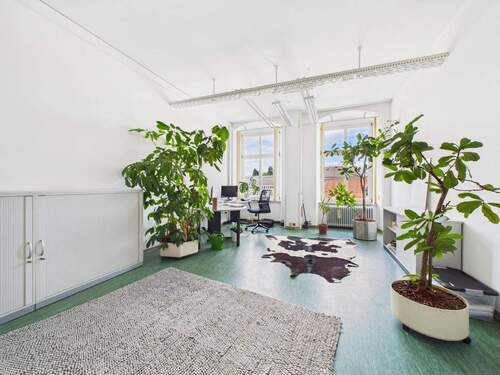 Gewerbefläche 2.OG links - 