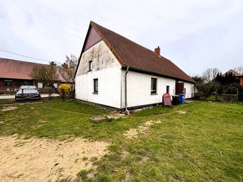 Ansicht rechte Giebelseite - Einfamilienhaus mit 128,00 m&sup2; in Rosenow / Luplow zum Kaufen