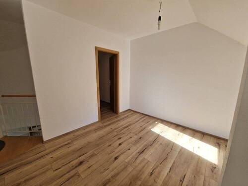 Galerie und Abstellraum - 