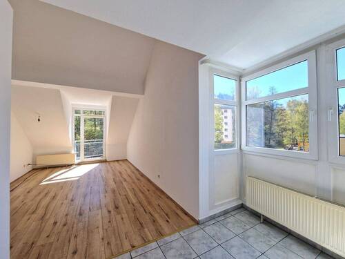 Blick Küche zu WZ - 4 Zimmer Etagenwohnung in Sebnitz
