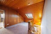 Flur Dachgeschoss - Einfamilienhaus mit 171,40 m&sup2; in Oberstenfeld zum Kaufen