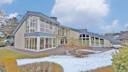 Bild 2 - 7 Zimmer Einfamilienhaus zum Kaufen in Achim