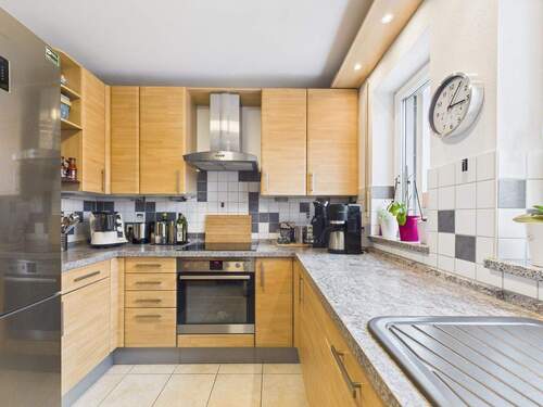 Geräumige Küche - 3 Zimmer Etagenwohnung in Unterschleißheim