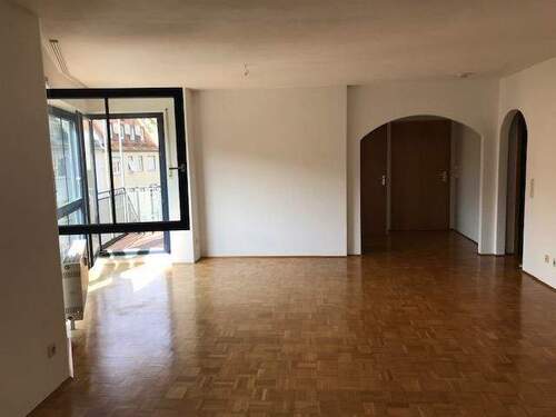 Essbereich - 2 Zimmer Etagenwohnung zur Miete in Nürnberg