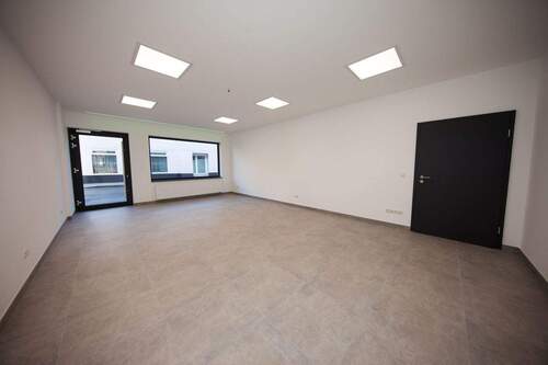 IMG_0745.jpg - 2 Zimmer Gewerbeobjekt (Büro, Produktion, Verkauf) zur Miete in Bad Rodach