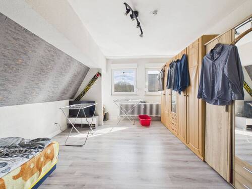 Schlafzimmer DG - 