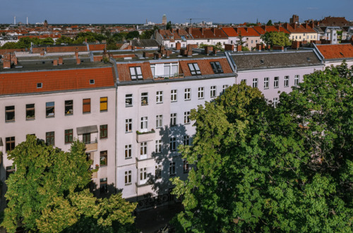 Außenansicht - Vermietete 3-Zi-Wohnung mit privater Dachterrasse und traumhaften Blick auf den Volkspark Hasenheide