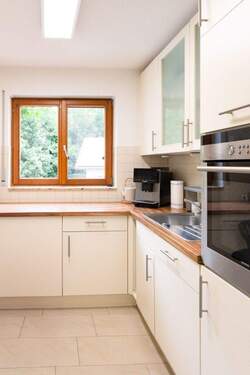 Die helle Einbauküche - Etagenwohnung mit 93,00 m² in Wehr zum Kaufen