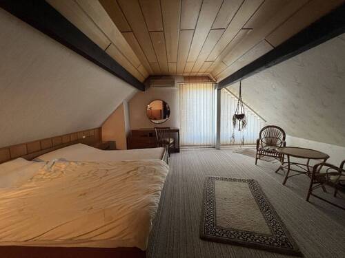 Schlafzimmer DG - 