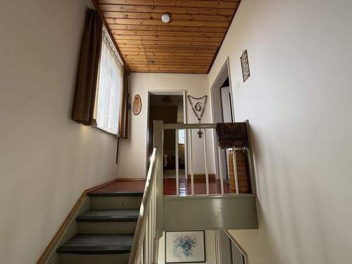 Treppenhaus zum OG - 