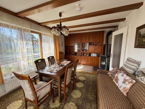 Wohnzimmer EG mit Kaminofen - 