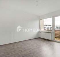 Frisch renovierte 2-Zimmer-Wohnung mit Balkon und Tageslichtbad - sofort bezugsfrei - Duisburg Röttgersbach