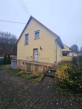 Freistehendes Einfamilienhaus - 