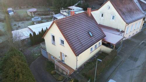 Freistehendes Einfamilienhaus - 5 Zimmer Einfamilienhaus zum Kaufen in Ottweiler