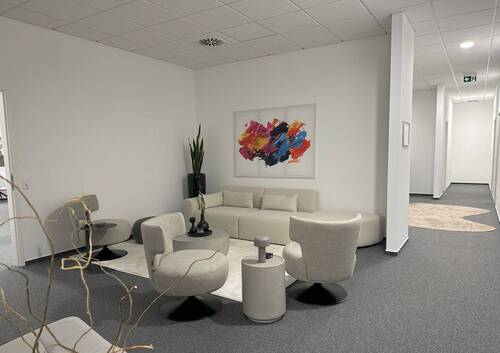Aufenthaltsbereich - Büro mit 4,00 m&sup2; in Göppingen zur Miete