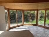 Große Glasfront im EG - 