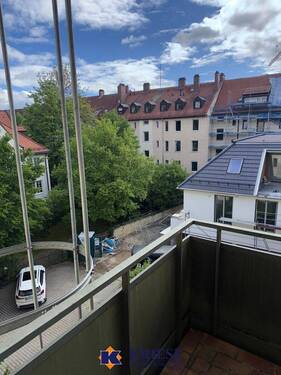 Ost-Balkon Sicht Innenhof - 