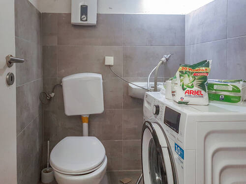 WC - 