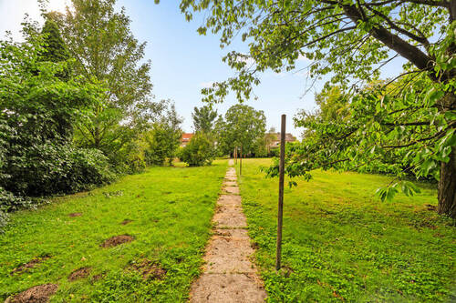 Garten - Mehrfamilienhaus, Wohnhaus in Würselen