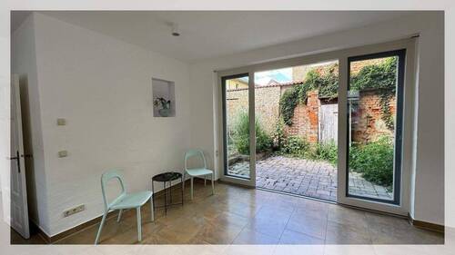 Fenstertür zum Hof - 