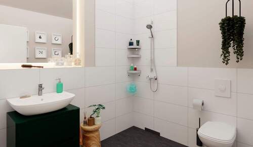 Das Bad überzeugt mit bodengleicher Dusche und kleinen Details, die den Alltag angenehmer machen - 2 Zimmer Etagenwohnung in Berlin