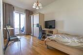 Zimmer 2 - 