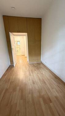 Zimmer 2 - 