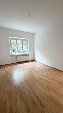 Zimmer 3 - 