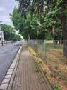 Straße vor dem Grundstück.jpg - Grundstück in Leipzig zum Kaufen