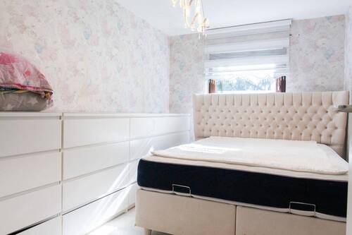 Ein Schlafzimmer im UG - 