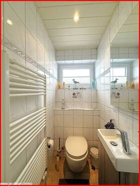 Gäste-WC im Erdgeschoss - Einfamilienhaus mit 133,80 m² in Jübek zum Kaufen