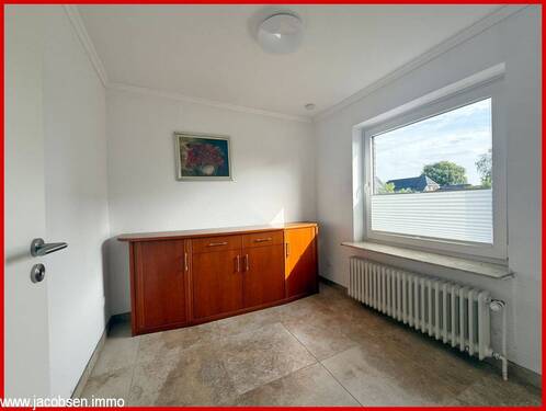 Büro im Erdgeschoss - 