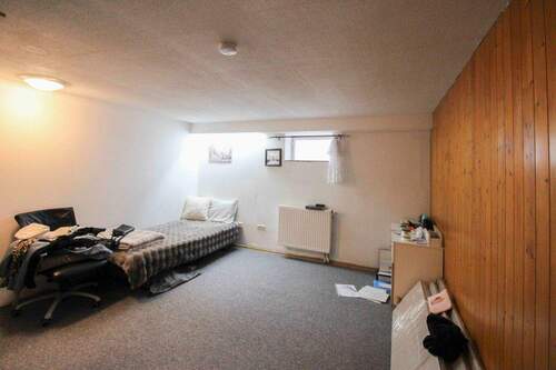 Schlafzimmer UG - 