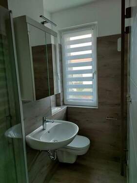 Bad - 3 Zimmer Etagenwohnung zum Kaufen in Erfurt