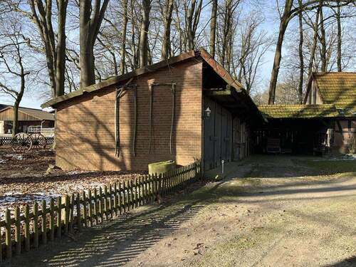 Remisen/Garagen/Abstellen - 