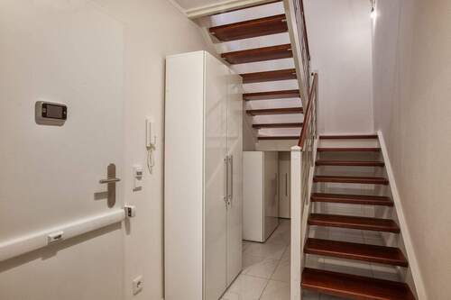 Treppe ins UG - 