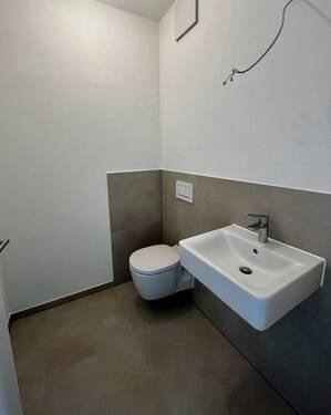 Gäste WC - Etagenwohnung mit 128,00 m&sup2; in Frechen zur Miete