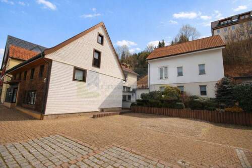 Seitenansicht - 1 Zimmer Mehrfamilienhaus, Wohnhaus in Furtwangen im Schwarzwald