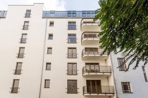 Bild 2 - 4 Zimmer Etagenwohnung zum Kaufen in Berlin