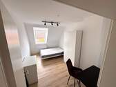 Zimmer 1 - 3 Zimmer Etagenwohnung in Nürnberg