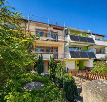 Saniertes, großzügiges Reihenmittelhaus mit zwei Balkonen und Gartenterrasse in begehrter Lage - Filderstadt Bernhausen