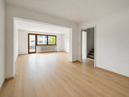Wohn-Essbereich - 6 Zimmer Mehrfamilienhaus, Wohnhaus zur Miete in Filderstadt