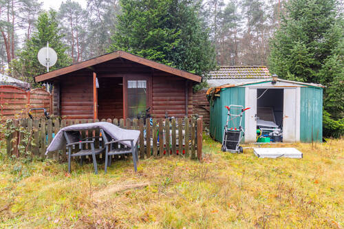 Gartenhäuschen + Schuppen - 