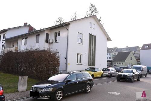 Hausansicht - 1 Zimmer Mehrfamilienhaus, Wohnhaus zum Kaufen in Weil am Rhein