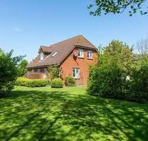 Einfamilienhaus nahe Hafen und „Pellwormer City“