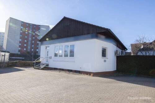 Separates Geschäftshaus - Einfamilienhaus in Oberasbach zum Kaufen
