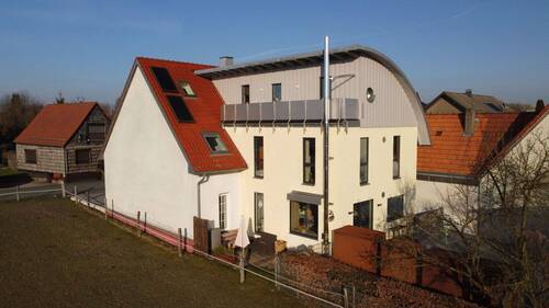 Ansicht - Licht, Raum und Lebensqualität - einzugsfertiges Zuhause mit Einliegerwohnung